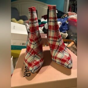 Brand: Jagger the label Size: 5 Color: Red and Black Tweed.